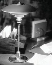 PH Lampe tegnet af Poul Henningsen.