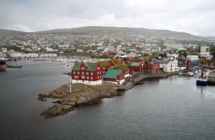 Færøernes hovedstad og største by Tórshavn