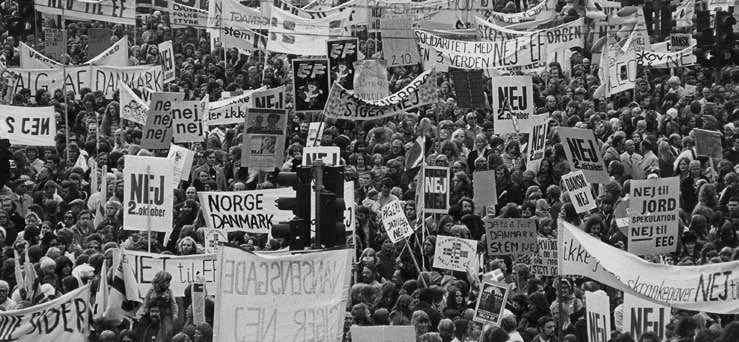 Demonstration på Rådhuspladsen mod Danmarks medlemskab af EF