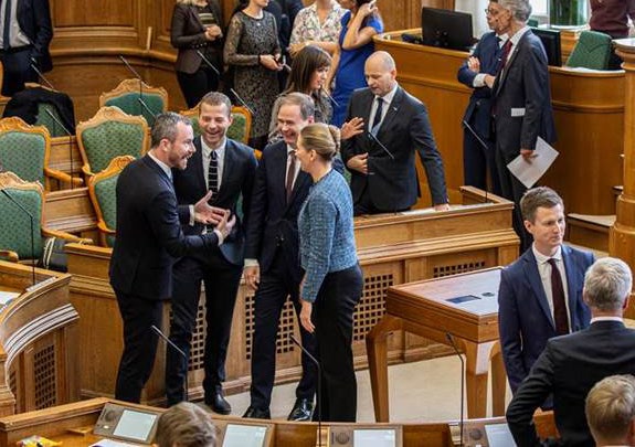 Møde i Folketingssalen. Foto: Statsministeriet.
